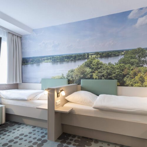 Hotel Bellevue, Zimmer 8